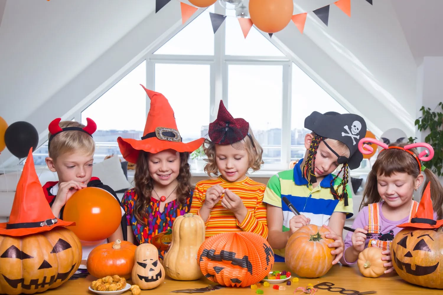 Halloweenske hry, tvorenie a párty