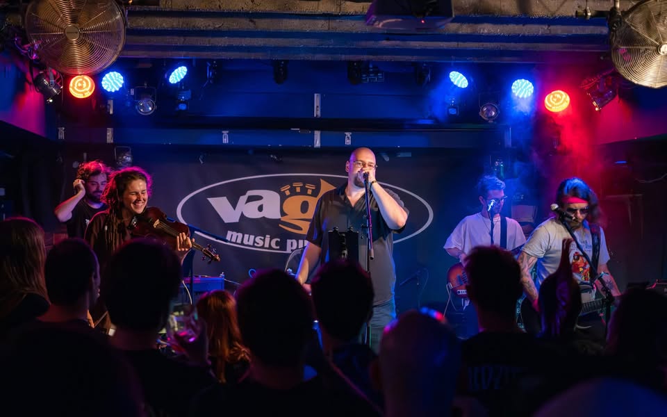 VRÁŤA HOŠEK a VADNEJ HROŠÍK + FOGGY DUDE