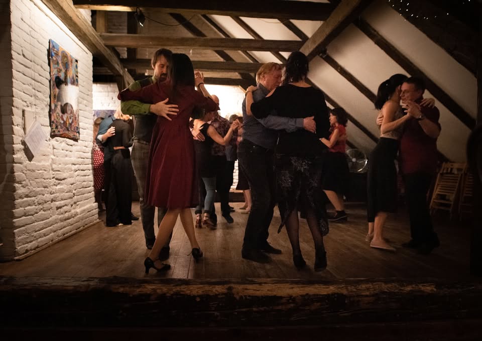 Pravidelná milonga na Skleněnce