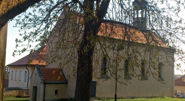 HOSTIVAŘSKÉ IMPROVIZACE
