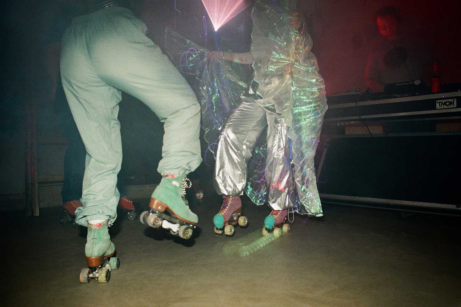 Roller disco – Lost in space: FOM + Daniu + Oosh