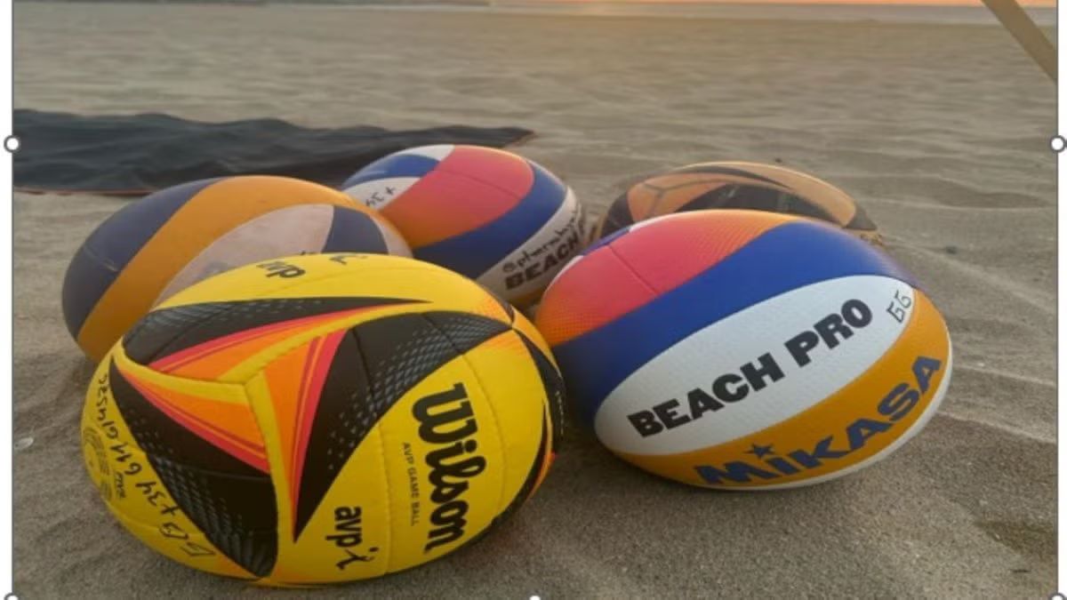 Beach volleyball basic training Barcelona
