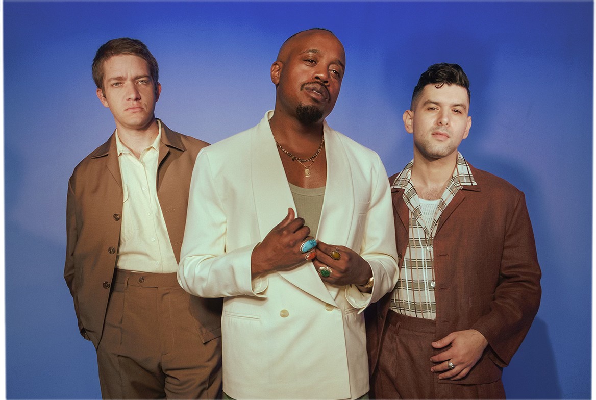 Durand Jones & The Indications in Paradiso