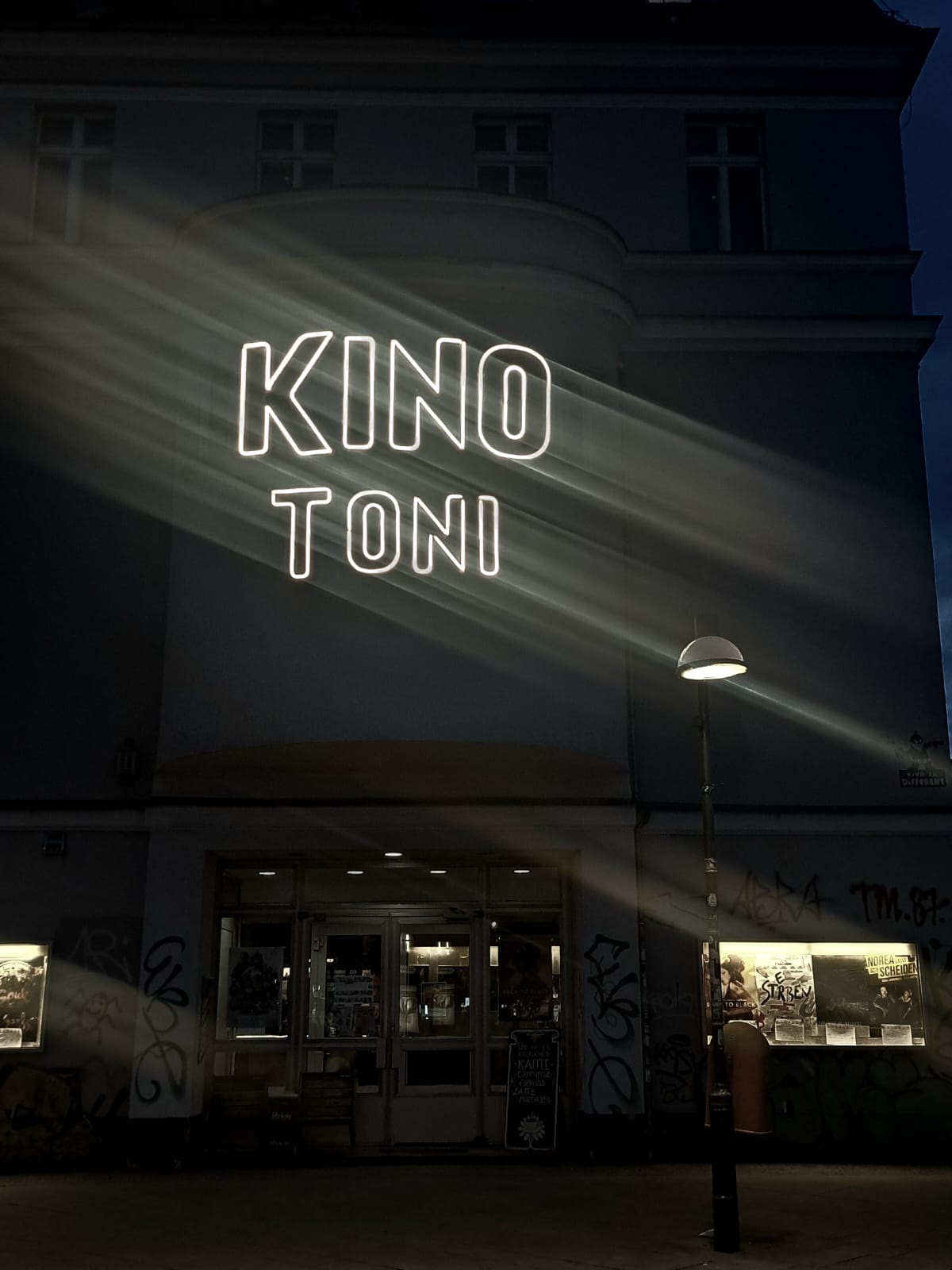 Best Off KurzFilmFestival »Ein Fenster zum Osten – Nachbarn bei Freunden«