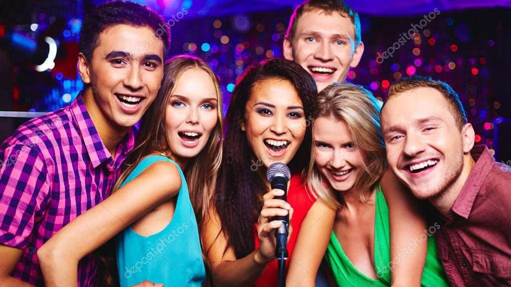 LANGUAGE EXCHANGE & DJ SESSION 🎤 + KARAOKE & HAPPY HOUR + COLORS DISCO (FREE)