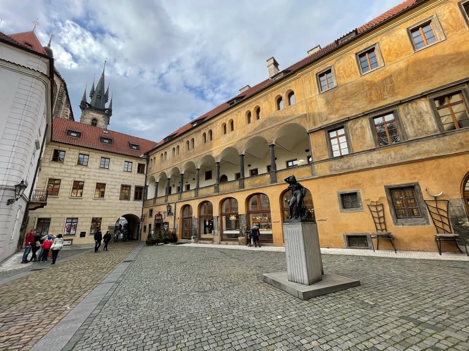 ZRUŠENO - Couráme se staroměstskými zákoutími