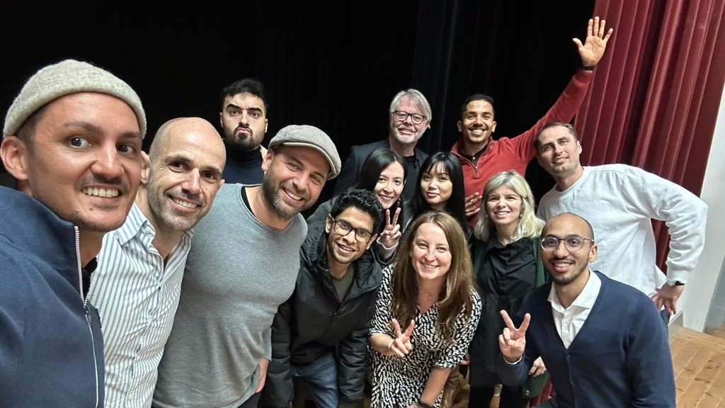 Public Speaking with International Speakers [Hybrid meeting]