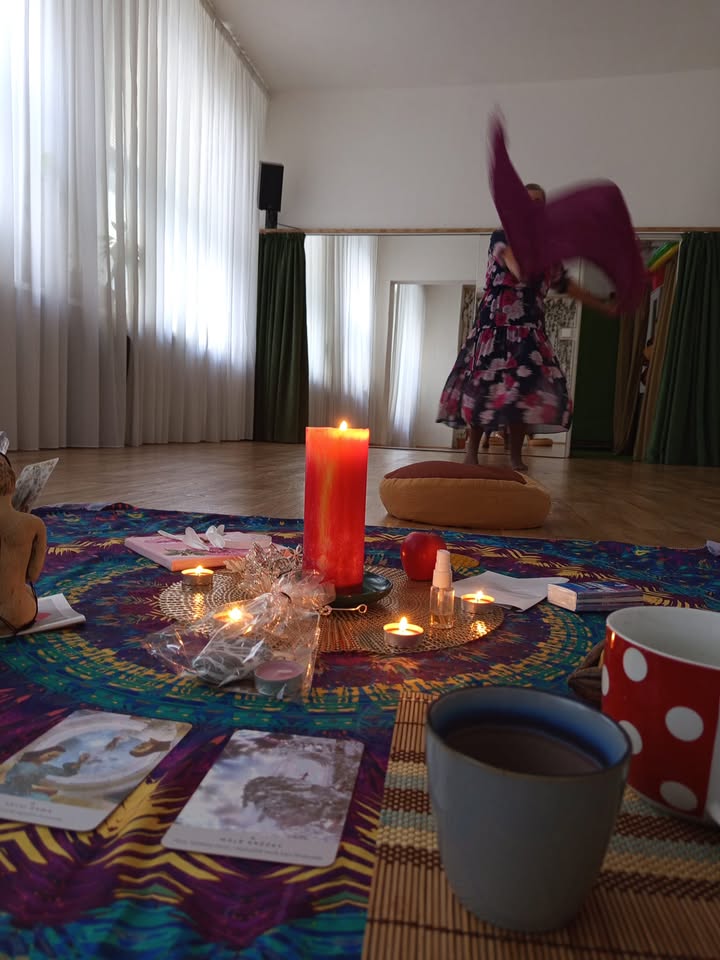 Kakaový předvánoční divoženčí slet/ tanec