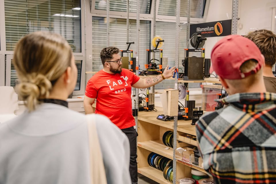 FabLab Tour in English