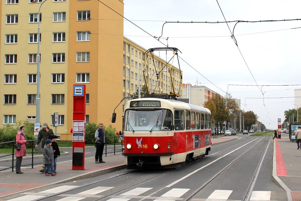 Petřinské toulky: Sídliště Petřiny - jih | vycházka s Hedvikou Čenkovou