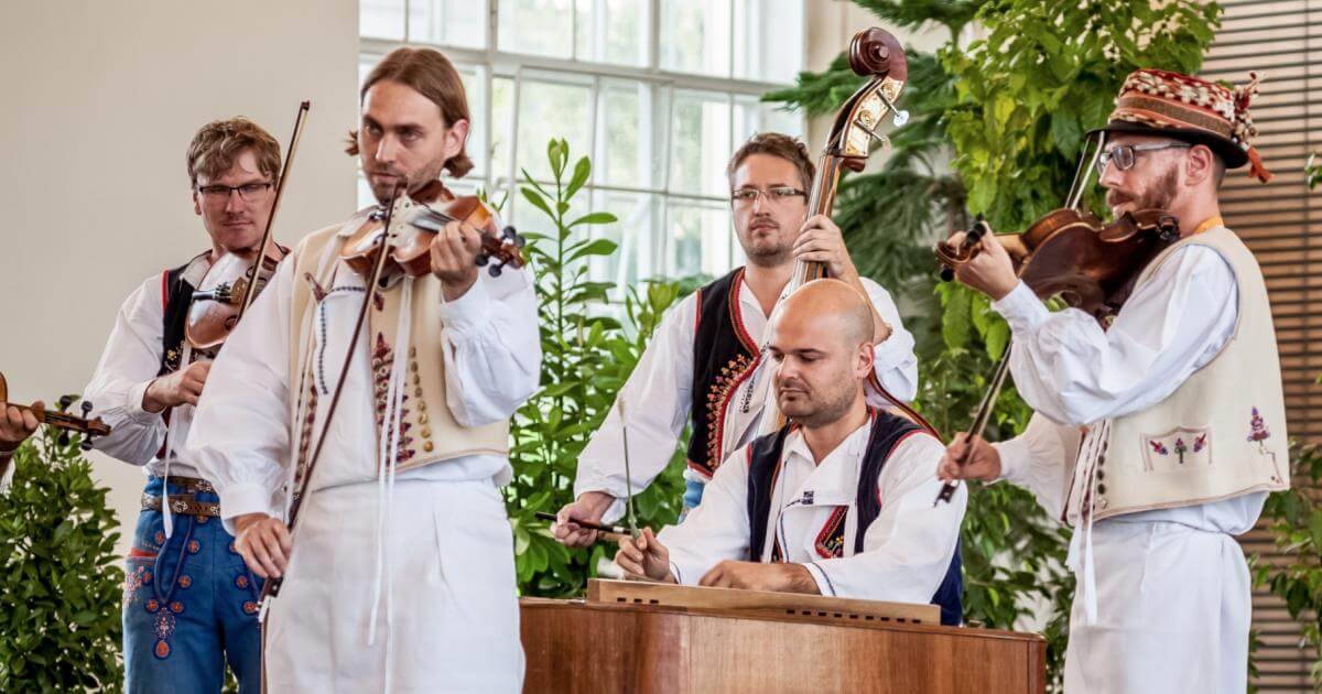 Horňácká muzika Petra Mičky & Filharmonie Brno