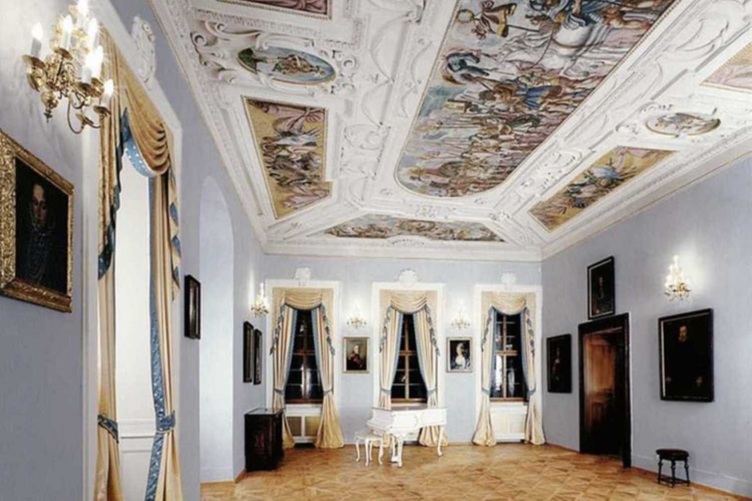 Lobkowiczký palác a jeho sbírky