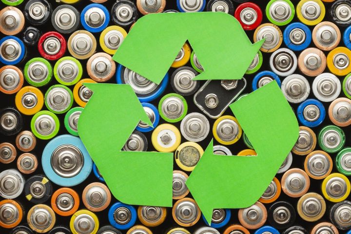Chemicals Management in the new Batteries Regulation: perspectives from regulators and industry – IN