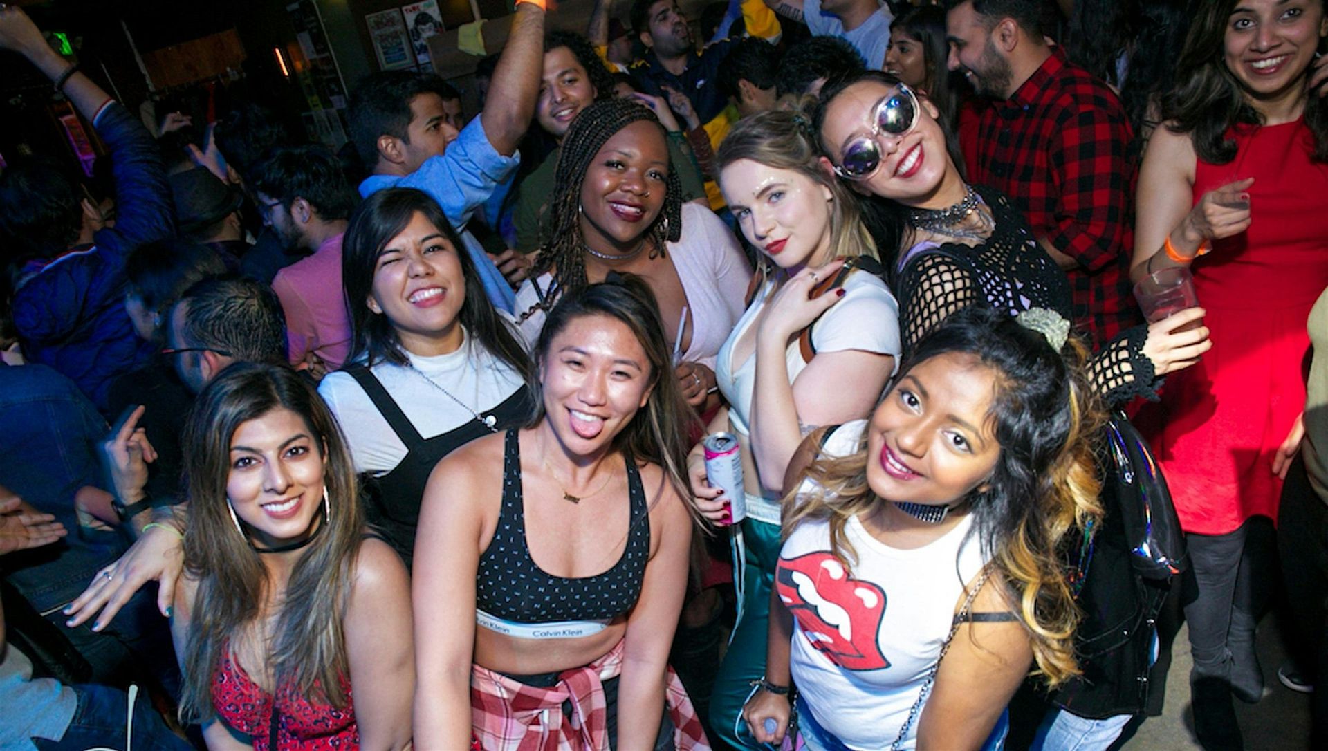 Retro Fridays in Berlin - Your 90’s & 2000’s Throwback Party!