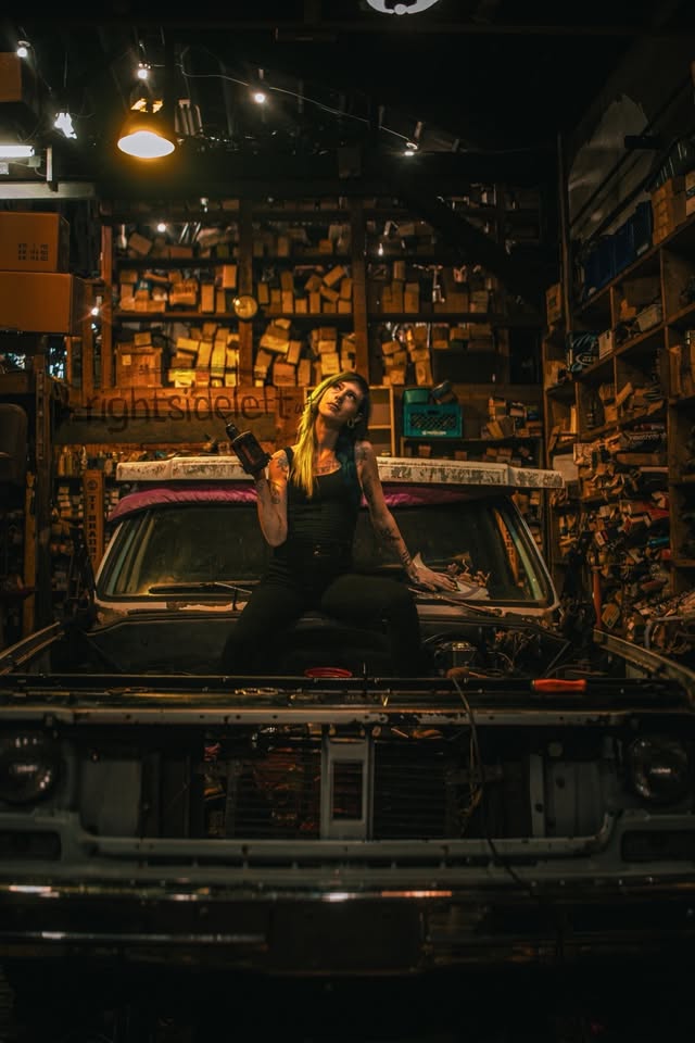 Upside Down @ OLD CAR PARTS