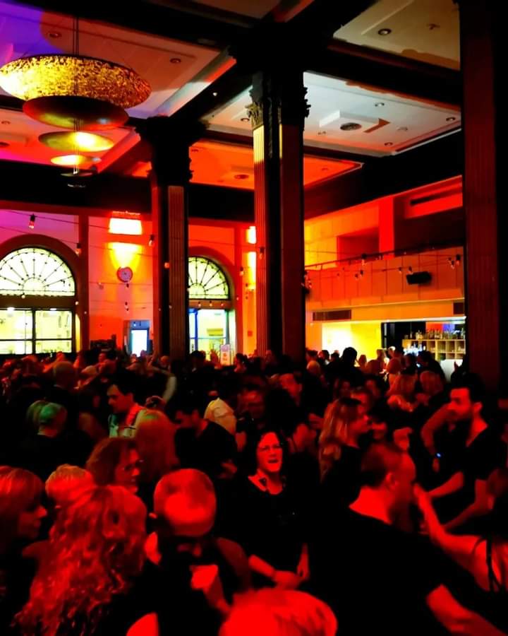 SUNDAY AFTERNOON - FRANCE STATION - SALSA TIME BCN