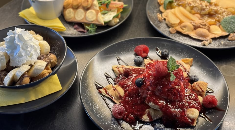 Bubble Waffle Brunch