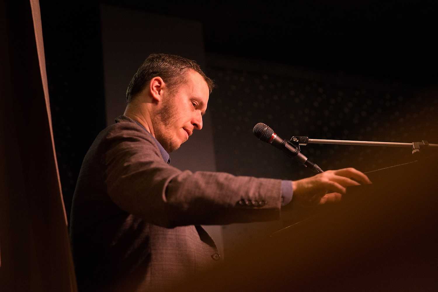 Solo jazz piano: Jakub Zomer