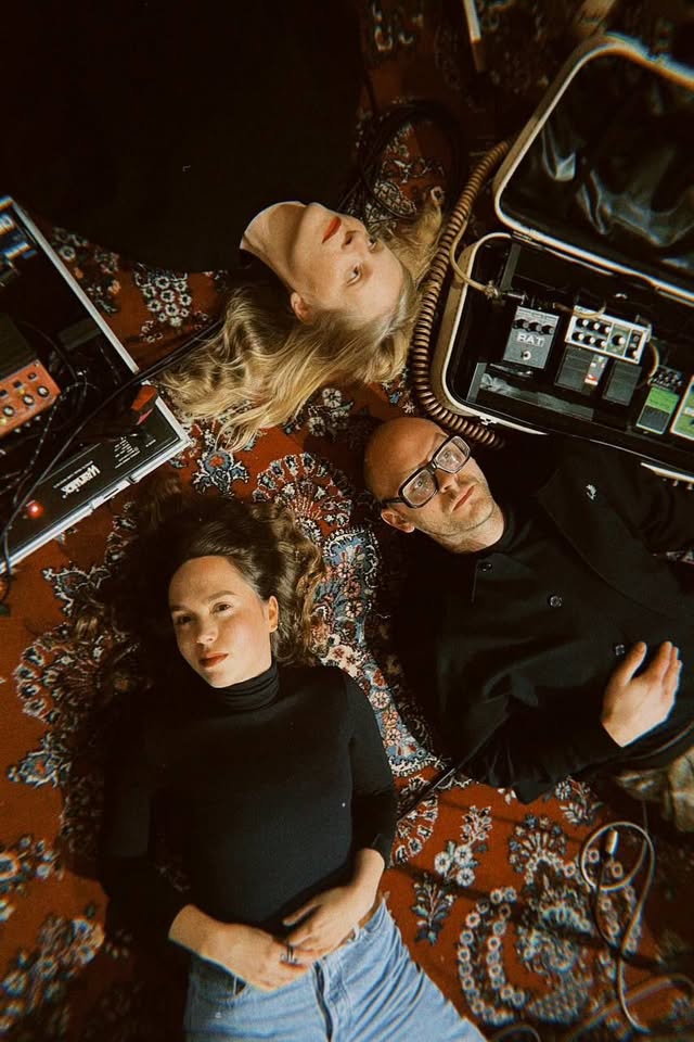 8MM Live: VOODOO BEACH