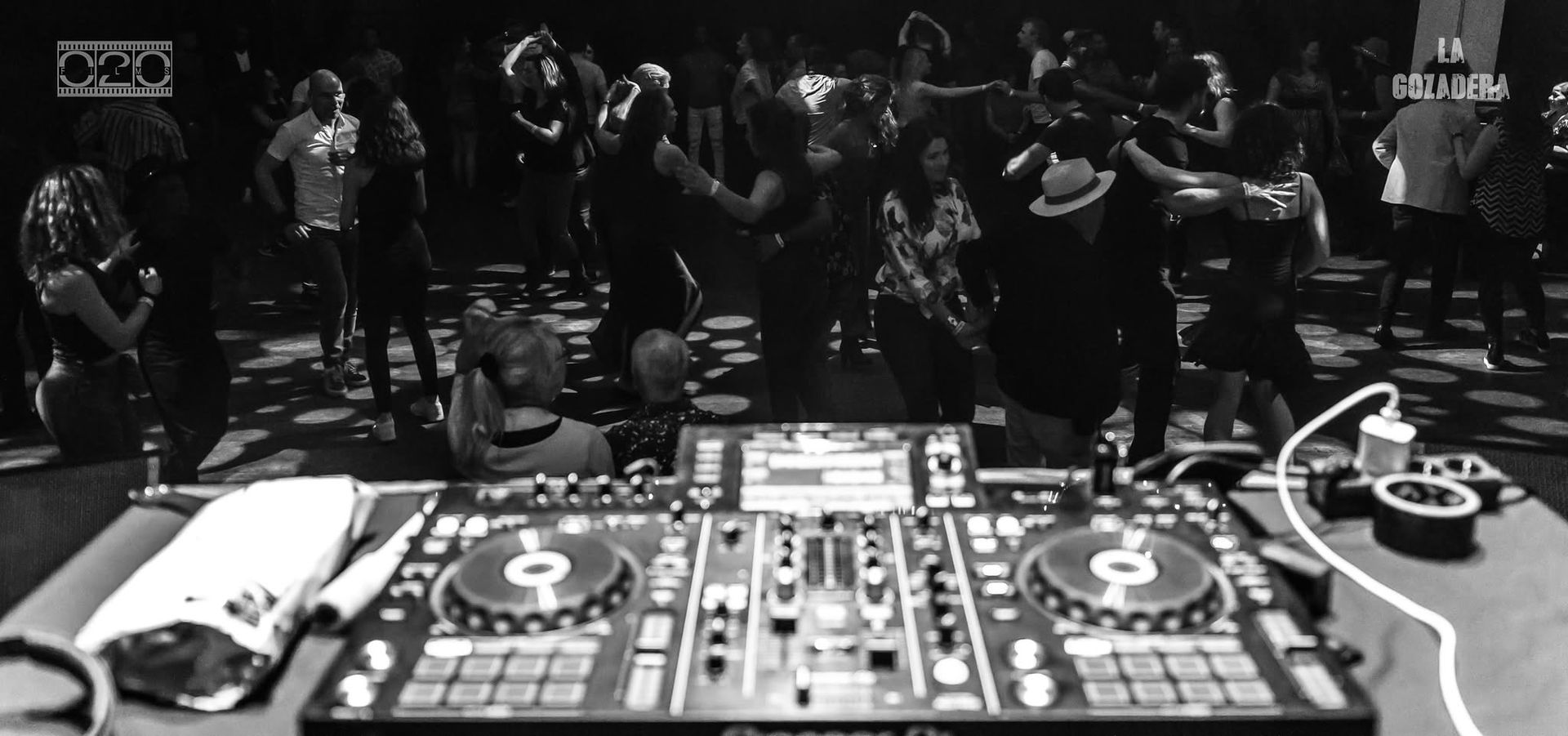 The Cuban Salsa Party enjoy