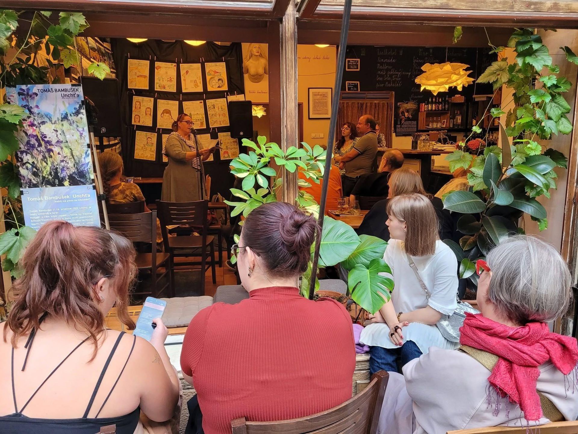 Open Mic prázdninová Poezie Za školou č. 3