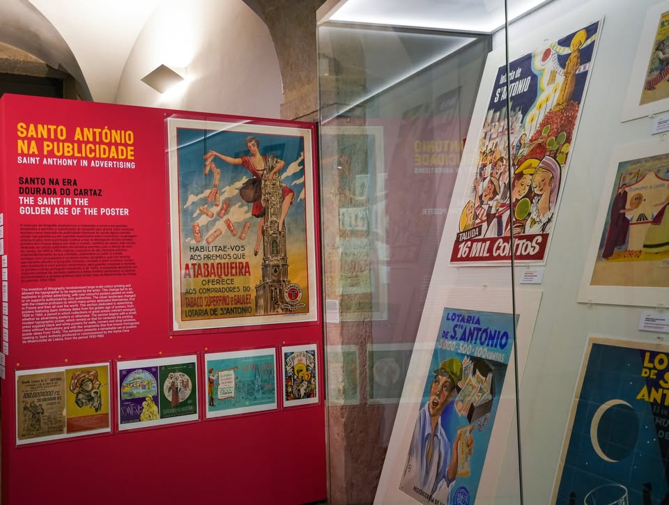 Visita orientada • Santo António na Publicidade