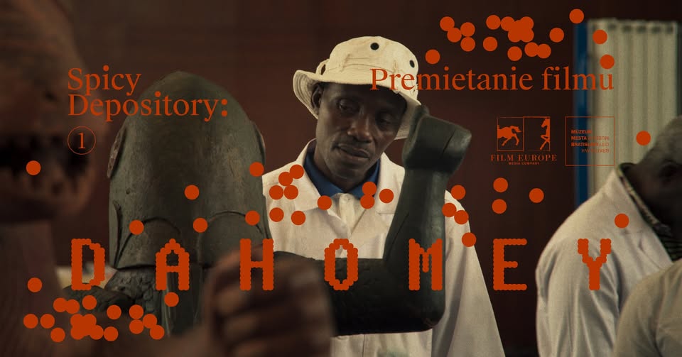 Spicy Depository: Premietanie filmu Dahomey o dekolonizácii múzeí (2024, Mati Diop)
