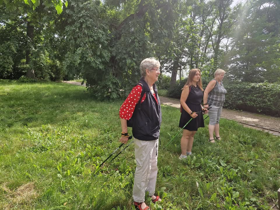 NORDIC WALKING VÝŠLAP POMALU