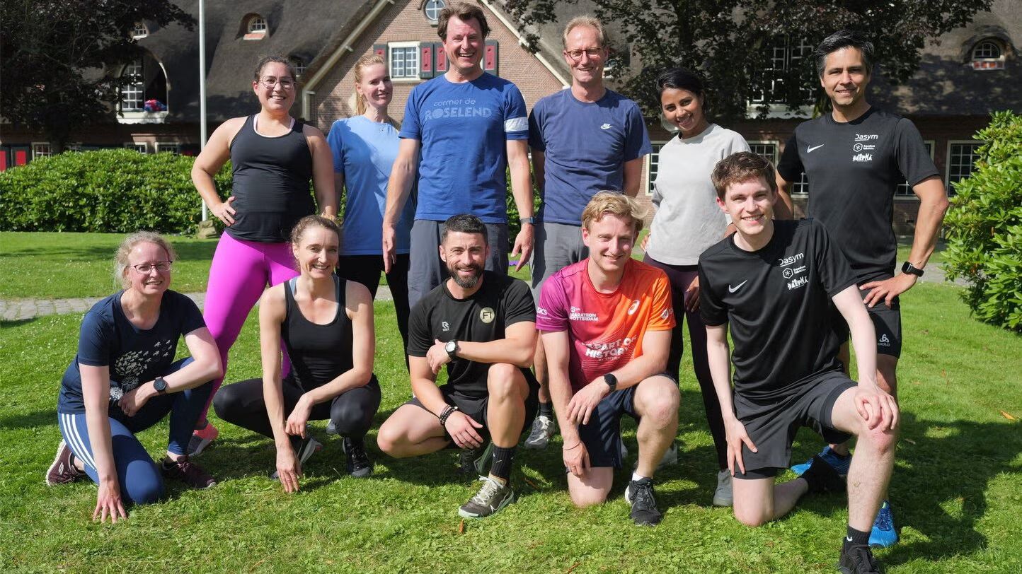 Outdoor Group Fitness Training Session in Oosterpark