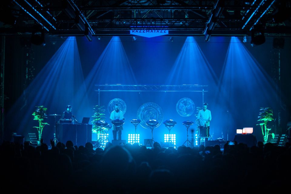 Hang Massive Exclusive pre-tour show! - Near Barcelona