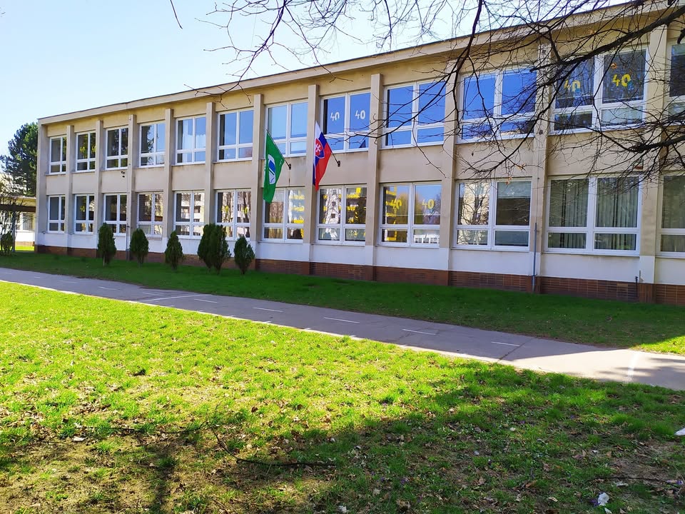 Vianočné trhy a charitatívny beh