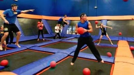 🏆TRAMPOLINE DODGEBALL (Wednesday this time!)