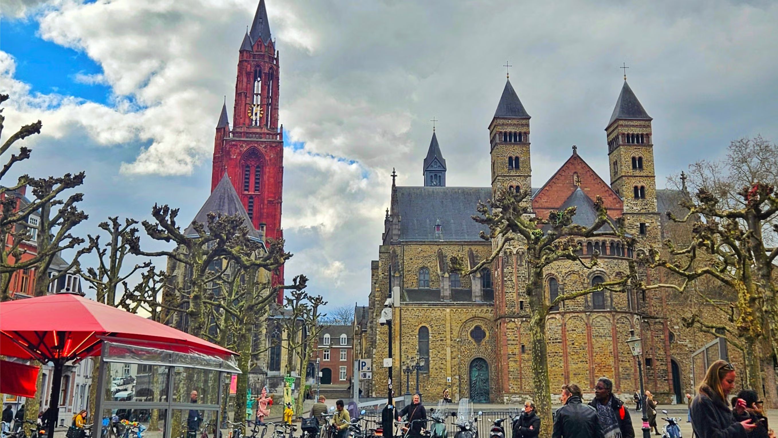 Maastricht & Tripoint Day Tour from Amsterdam