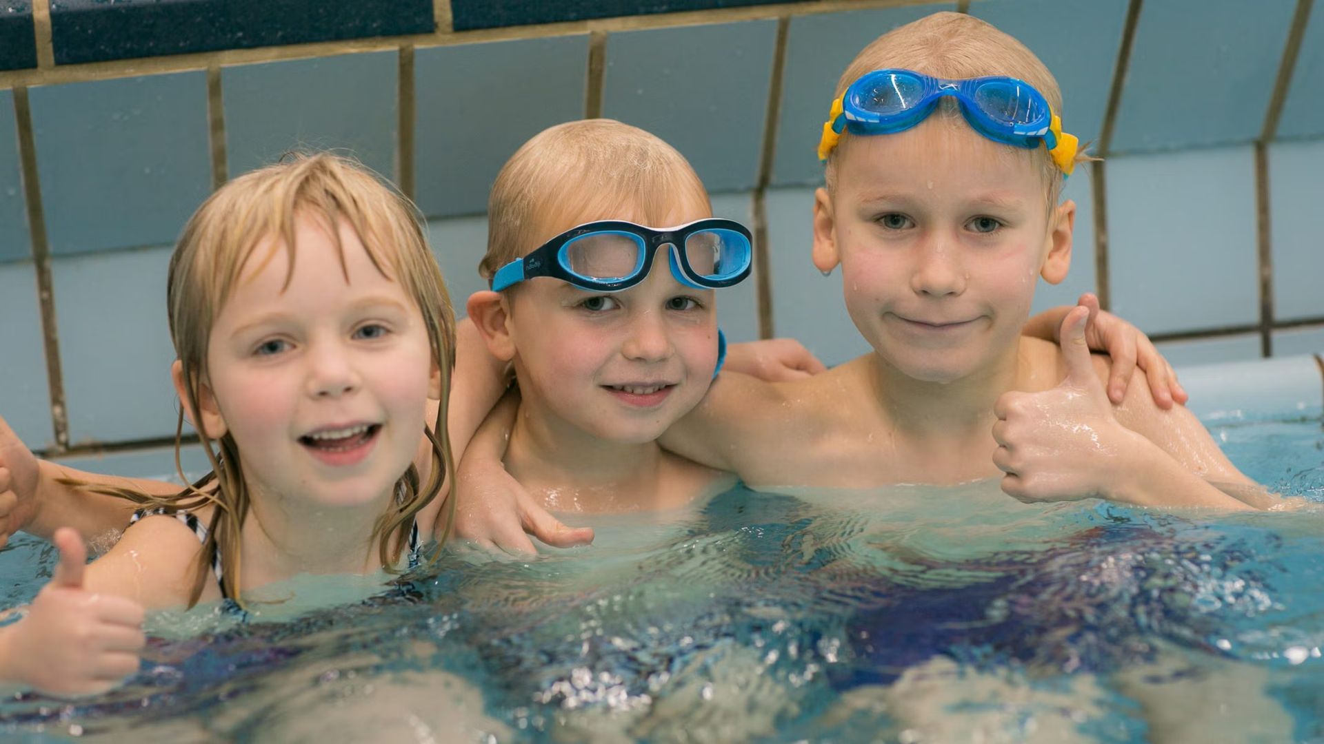 🚀 Give Your Child the Best Start in Swimming – Free Trial Lesson! 🏊‍♂️