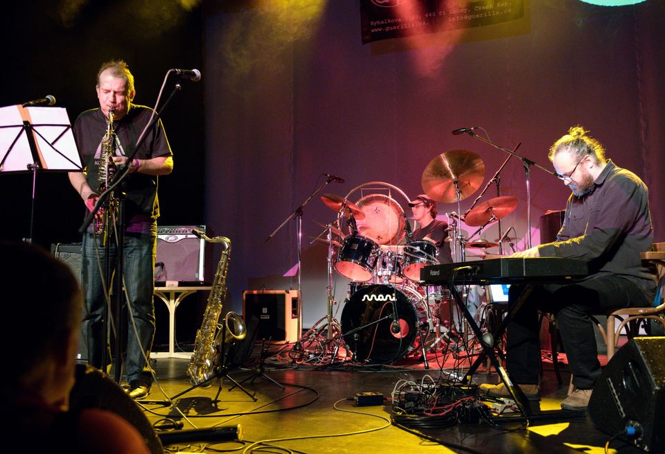 Festival slobody a demokracie: Mikoláš Chadima & MCH Trio, XAFOO a Teória odrazu