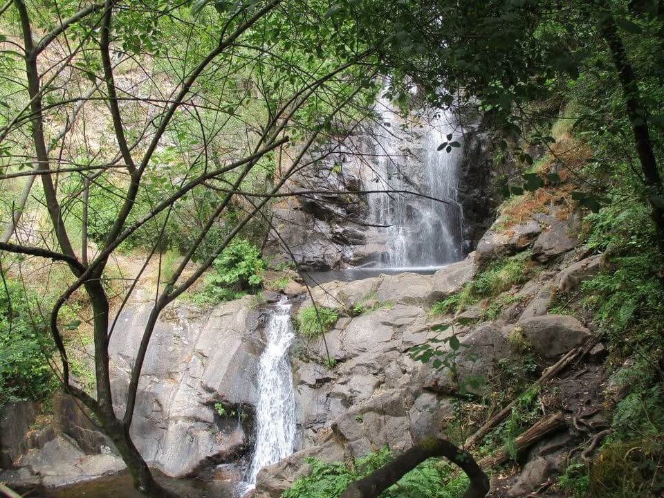 Caminhando na Cascata da Pedra Ferida, Penela e Fragas de São Simão