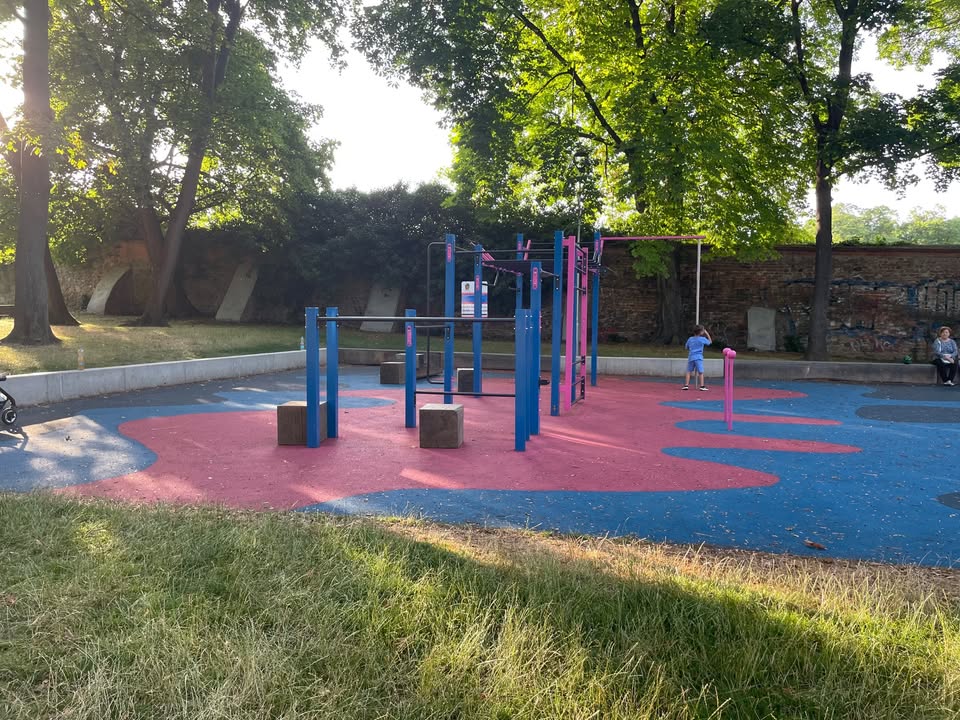 mamaGYM workout - outdoor | Božetěchův sad - Krpole