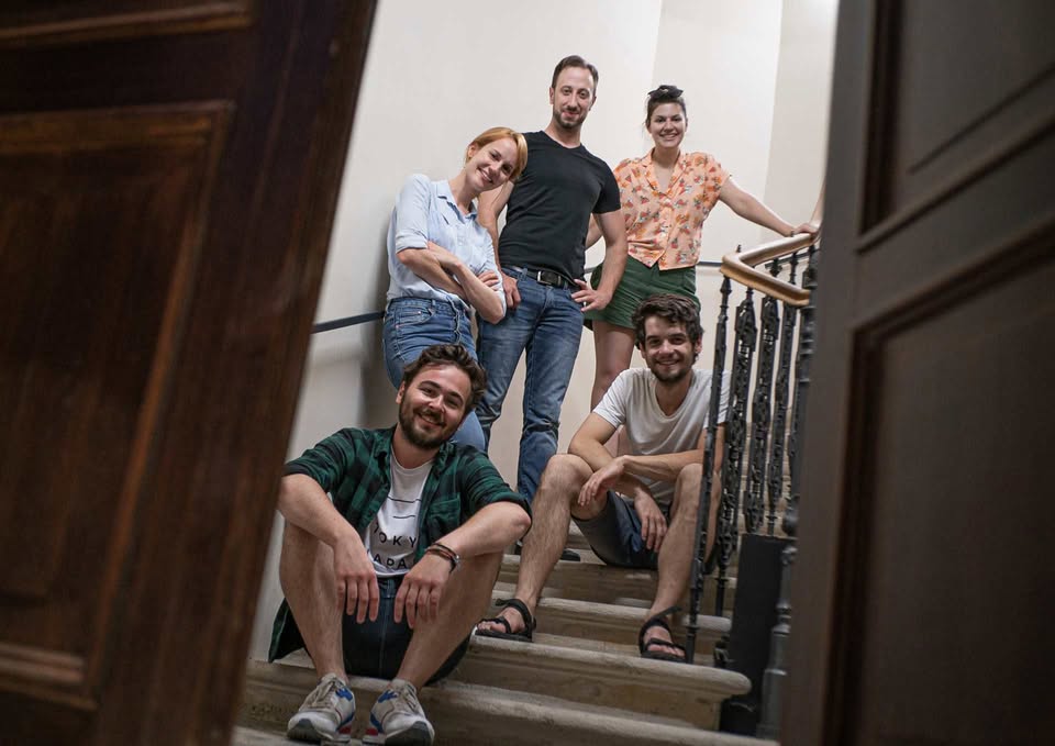 Improshow: Blančiny bílé boty