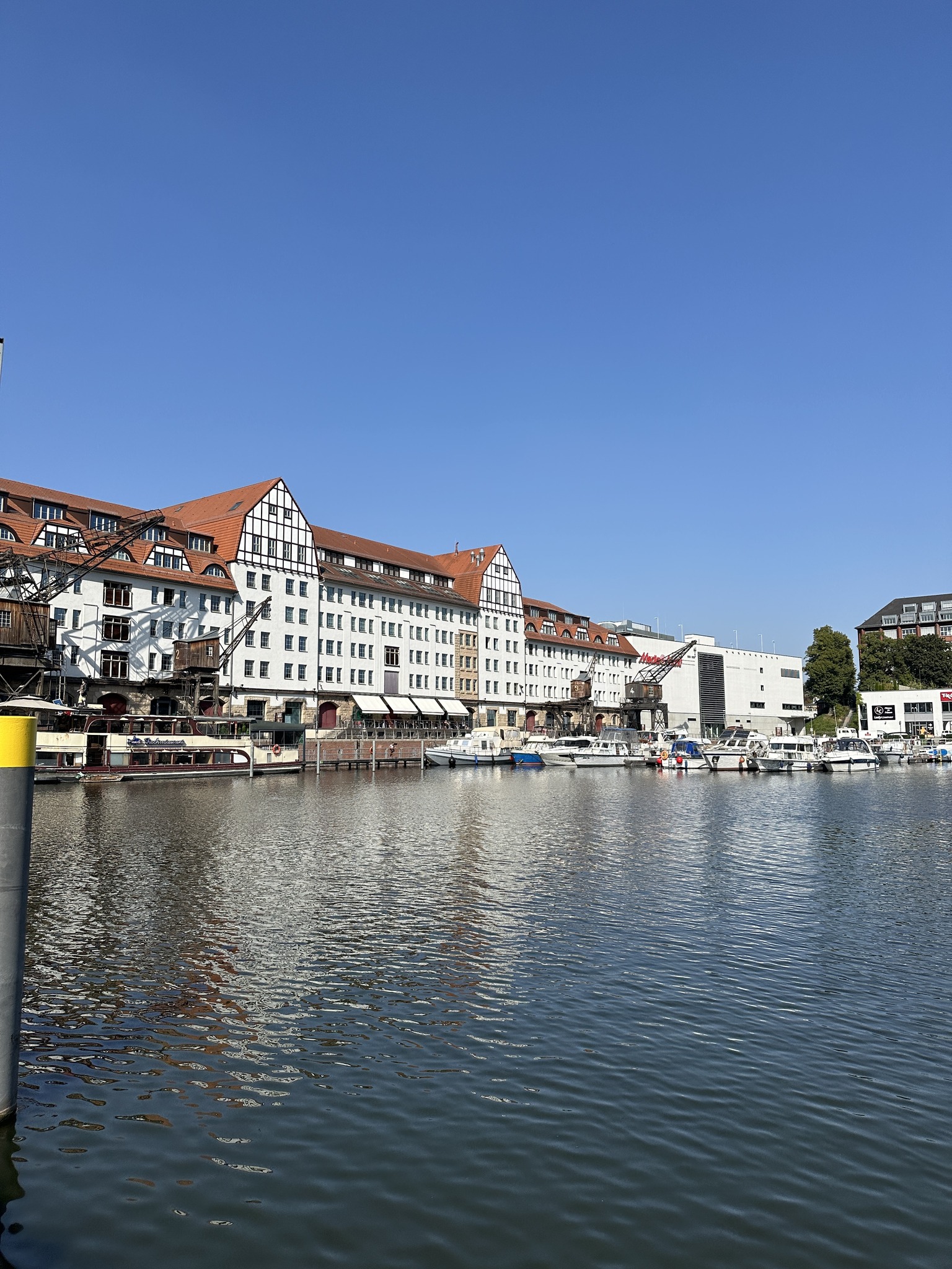 🌀 BB RADIO bringt Hypnose-Magie in den Tempelhofer Hafen! 🌀