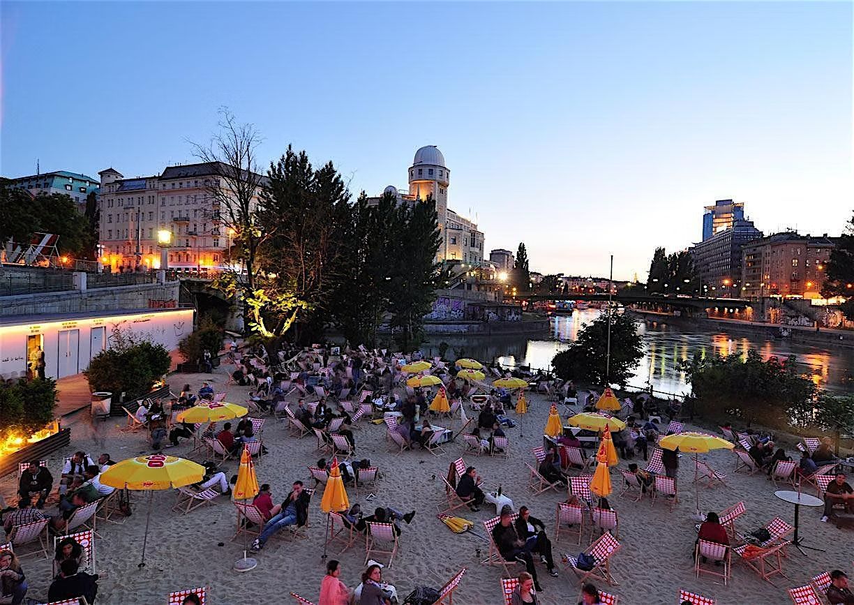 Outdoor Comedy Show at Strandbar Hermann