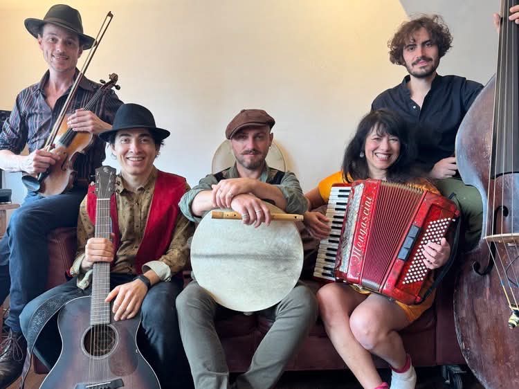 AcquAria Italian music for Children & parents
