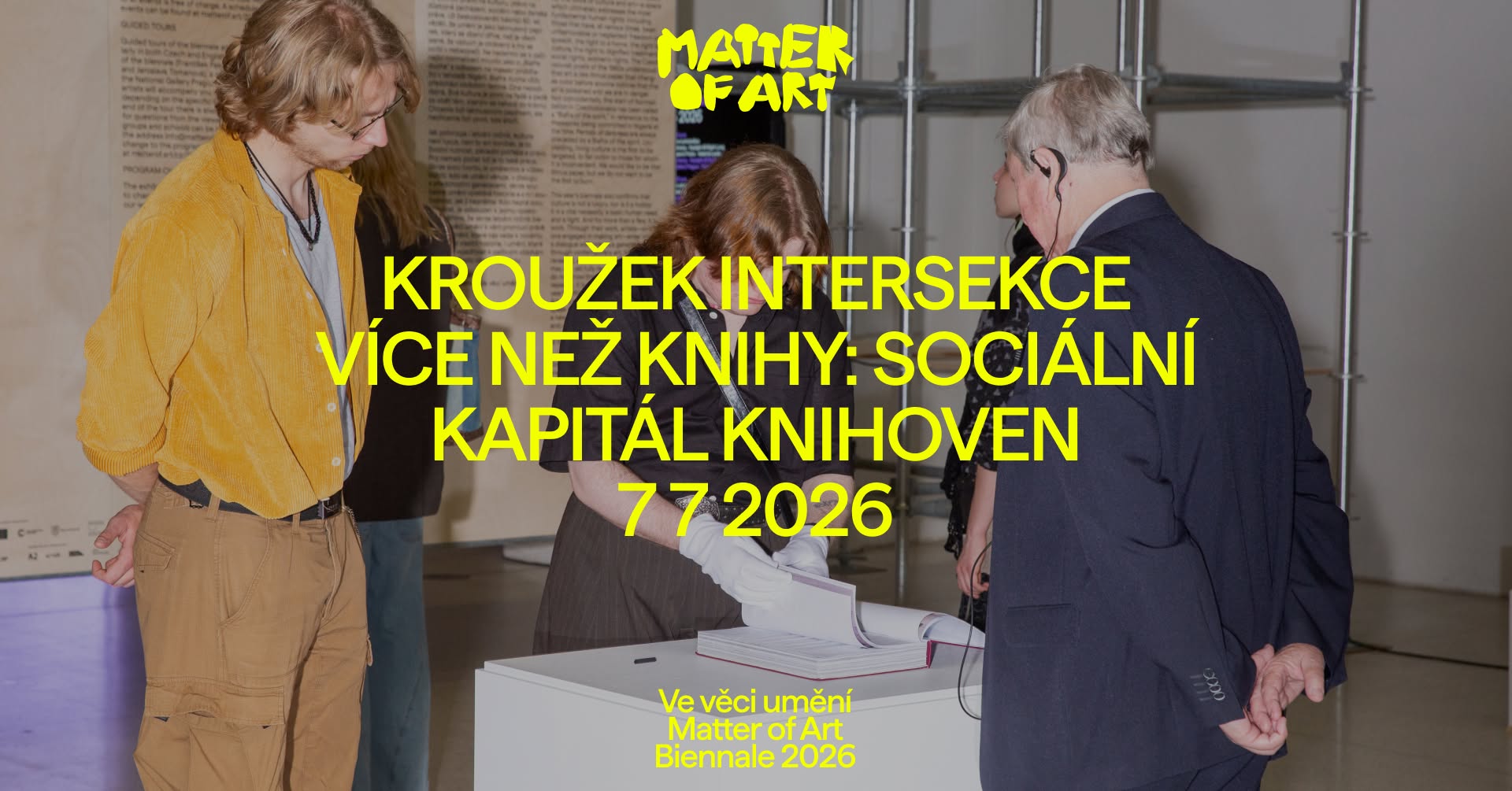 Kolektivní čtení s kroužkem intersekce: Více než knihovny | Bienále Ve věci umění 2026
