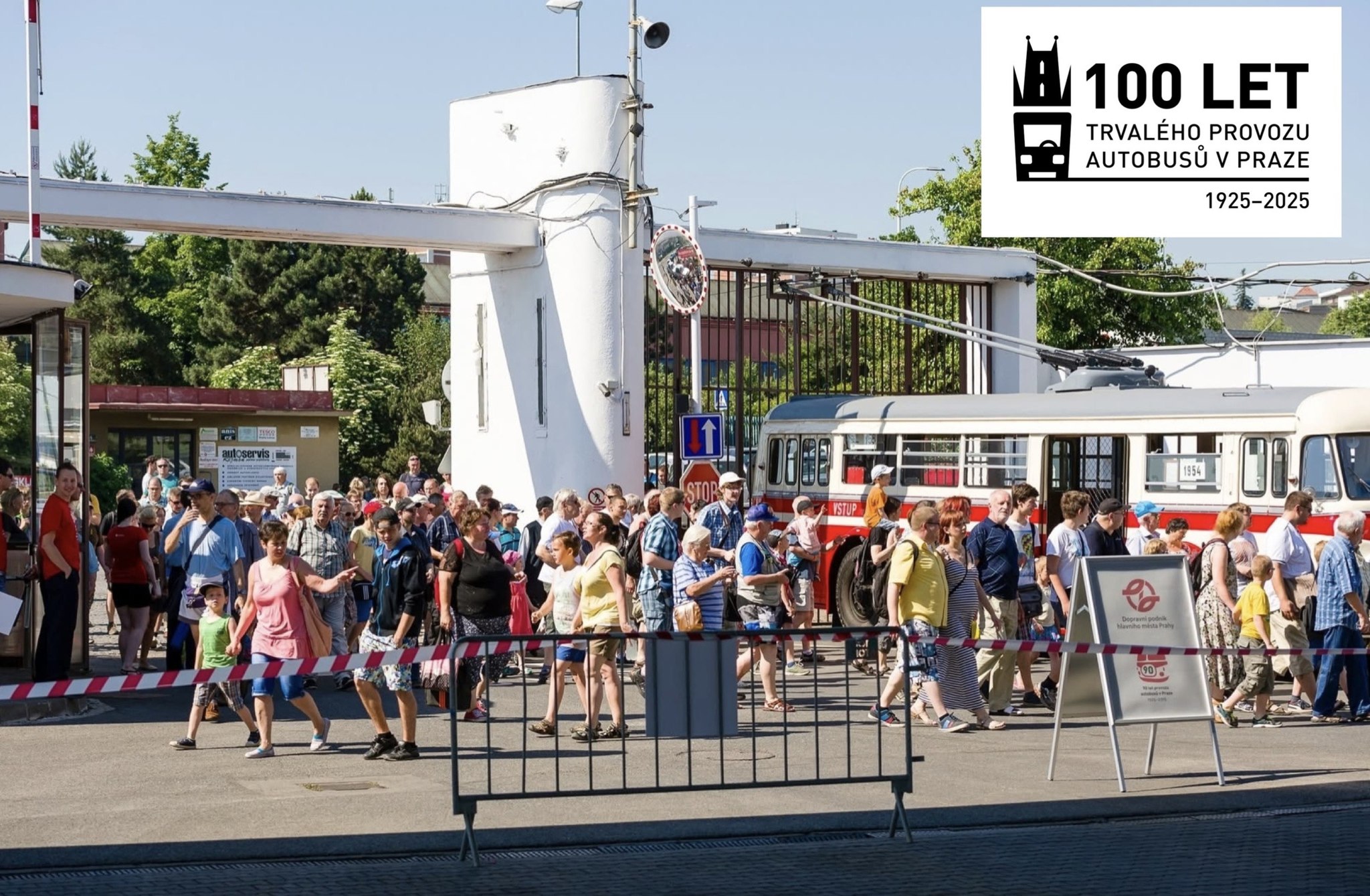 Den otevřených dveří garáže Vršovice