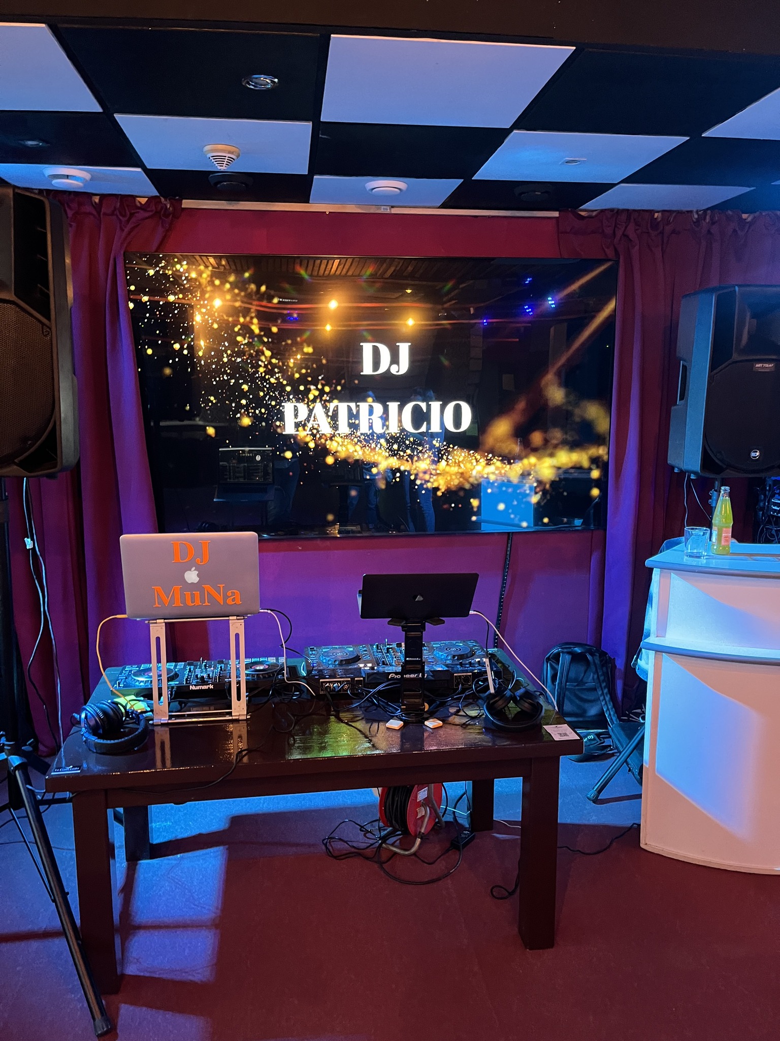 Saturday Sensual Night Dj French Kiss 🇫🇷 and Dj Ricky R 🇵🇱   2 Workshops by Ricky R
