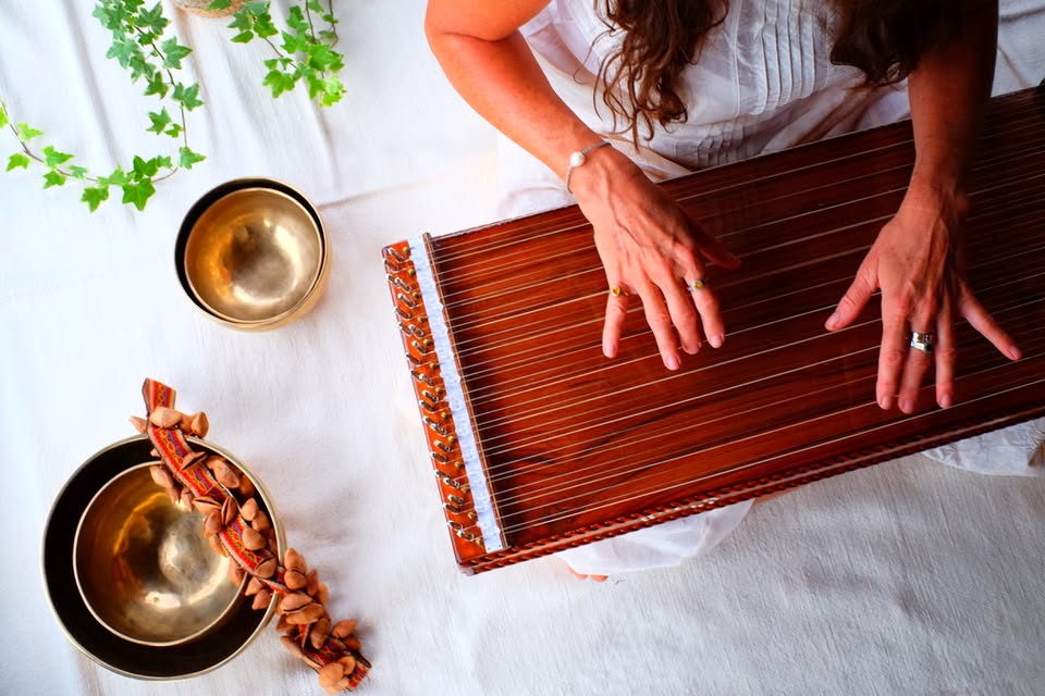 SOUND HEALING - HELENA KUBRYCHTOVÁ