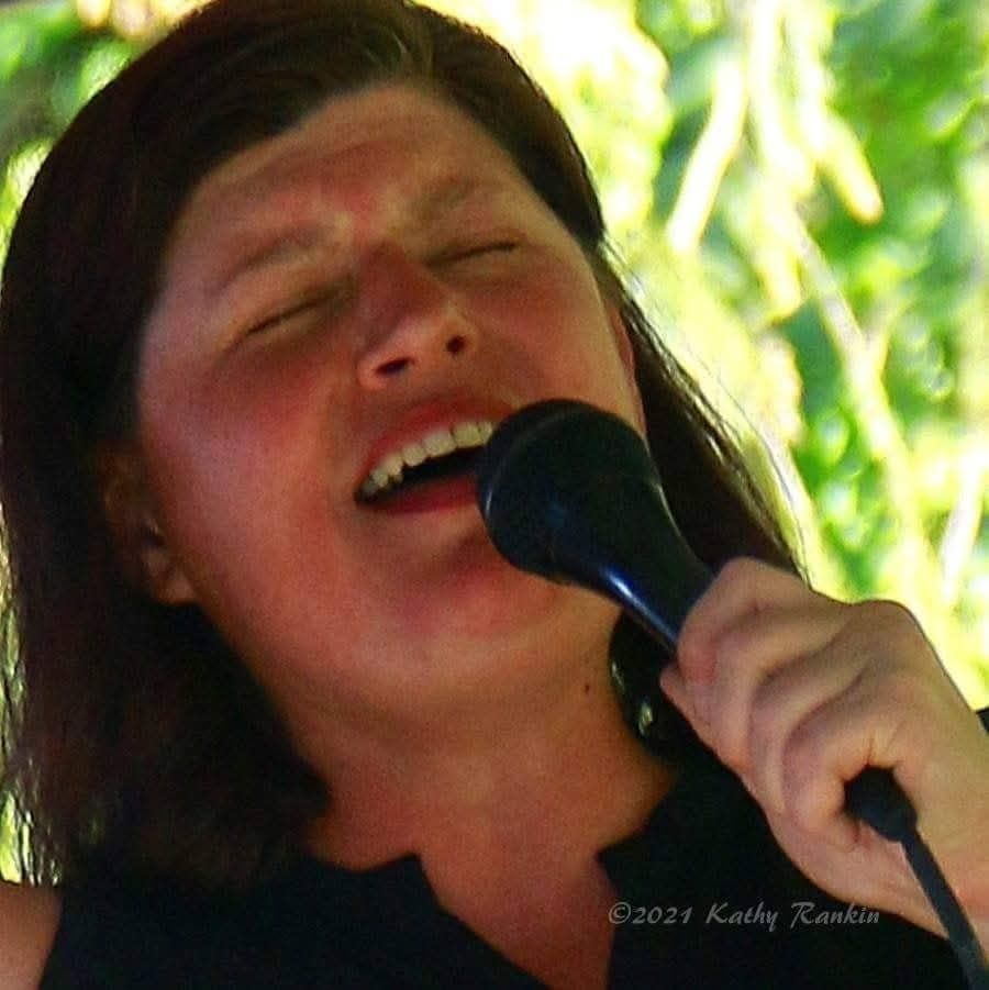 Melissa Buchanan & The Beekeepers