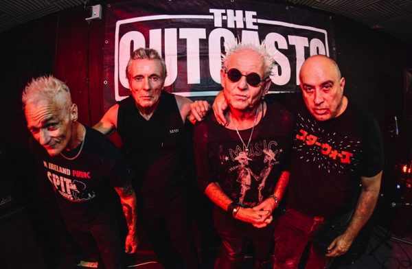 The Outcasts-Punk/Ireland+Not The Ones-Punk/Bln+DJ MyKill