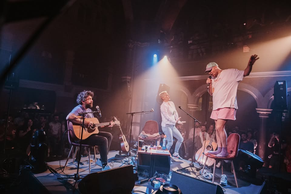 Büyük Ev Ablukada Akustik | Paradiso Amsterdam