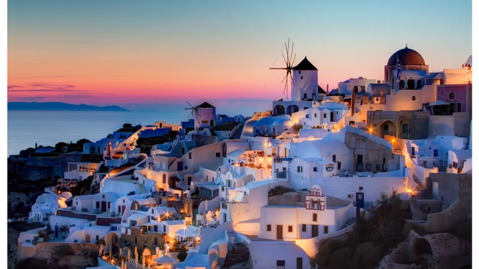Epic monasteries in Meteora, historical Athens & Island vibes in Santorini