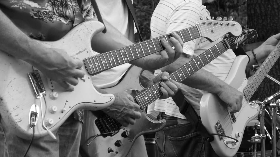 LIVE MUSIC: Alice Terwilliger